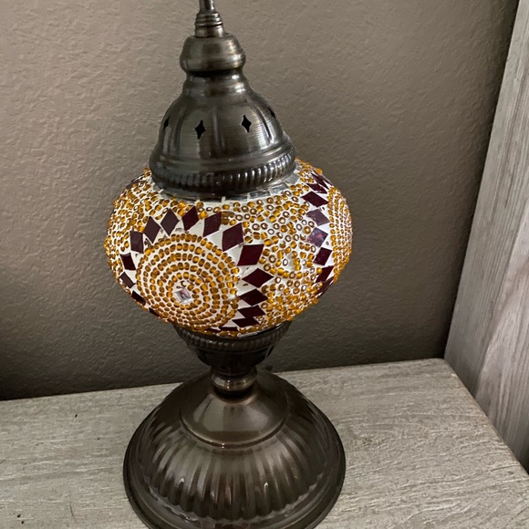 night light with beautiful colors - Picture 2 of 5